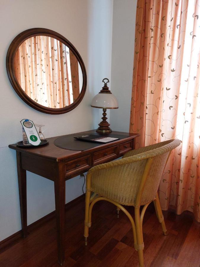 Hotel Goldener Stern Sankt Ingbert Ngoại thất bức ảnh