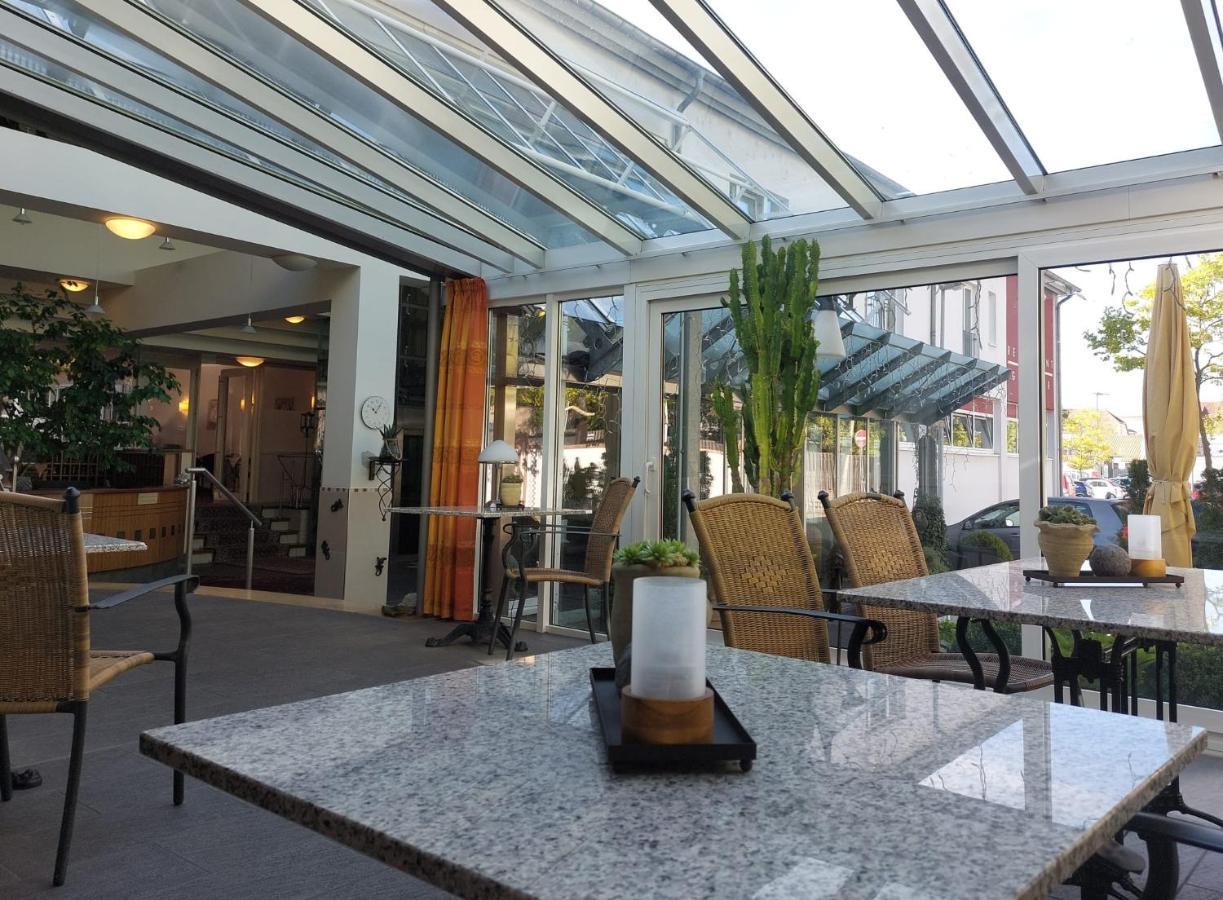 Hotel Goldener Stern Sankt Ingbert Ngoại thất bức ảnh