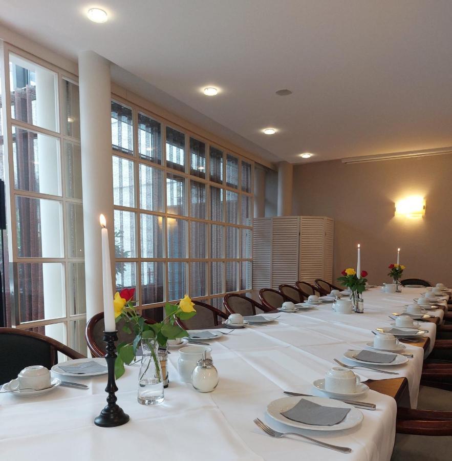 Hotel Goldener Stern Sankt Ingbert Ngoại thất bức ảnh