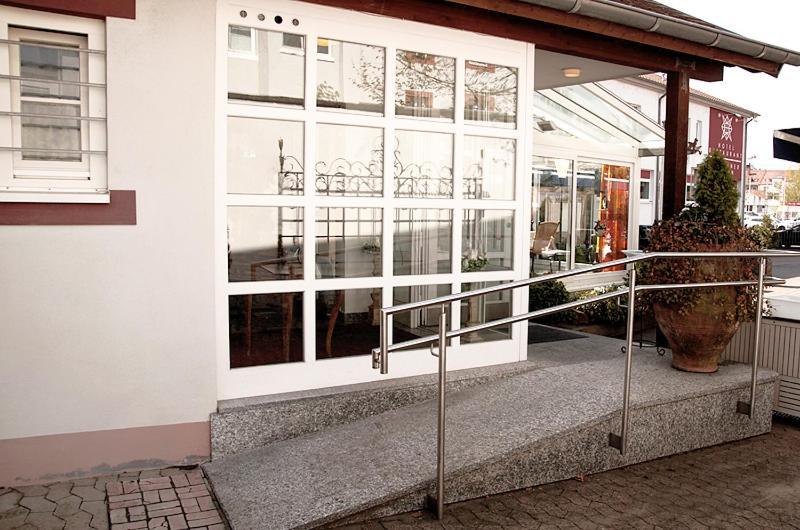 Hotel Goldener Stern Sankt Ingbert Ngoại thất bức ảnh