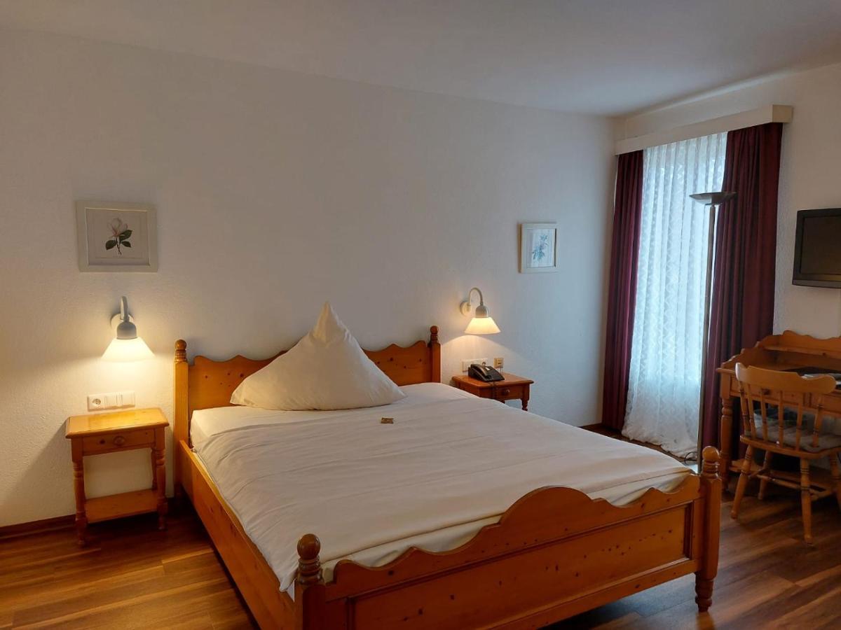 Hotel Goldener Stern Sankt Ingbert Ngoại thất bức ảnh
